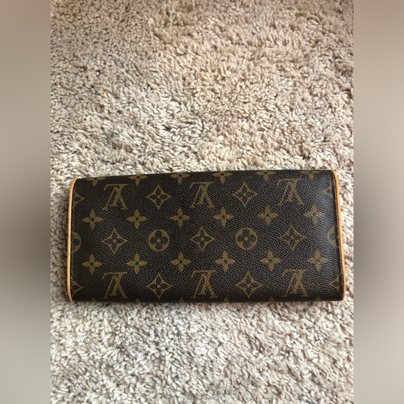 Vintage LV Pochette GM - Picture 6 of 10